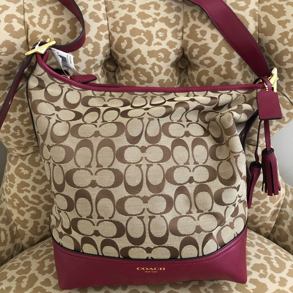 COACH Logo Bucket Bag. Large size. NWT